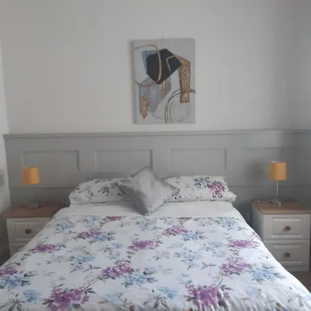 Acres Guesthouse- Only * Lower Coolcorcoran