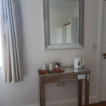 게스트하우스 Acres Guesthouse- Only *