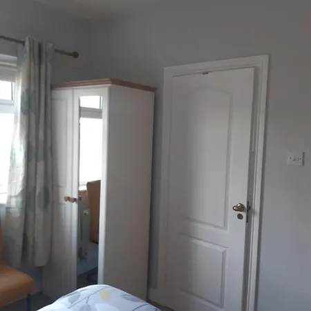 Konukevi Acres Guesthouse- Only Lower Coolcorcoran