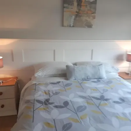 Pensionat Acres Guesthouse- Only *