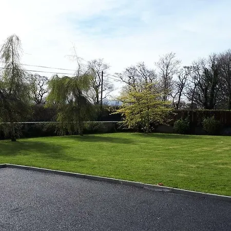 Acres Guesthouse- Only * Lower Coolcorcoran